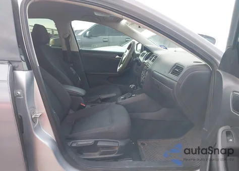 2015 Volkswagen Jetta 2.0L S z USA, uszkodzony, nr VIN 3VW2K7AJ5FM409276